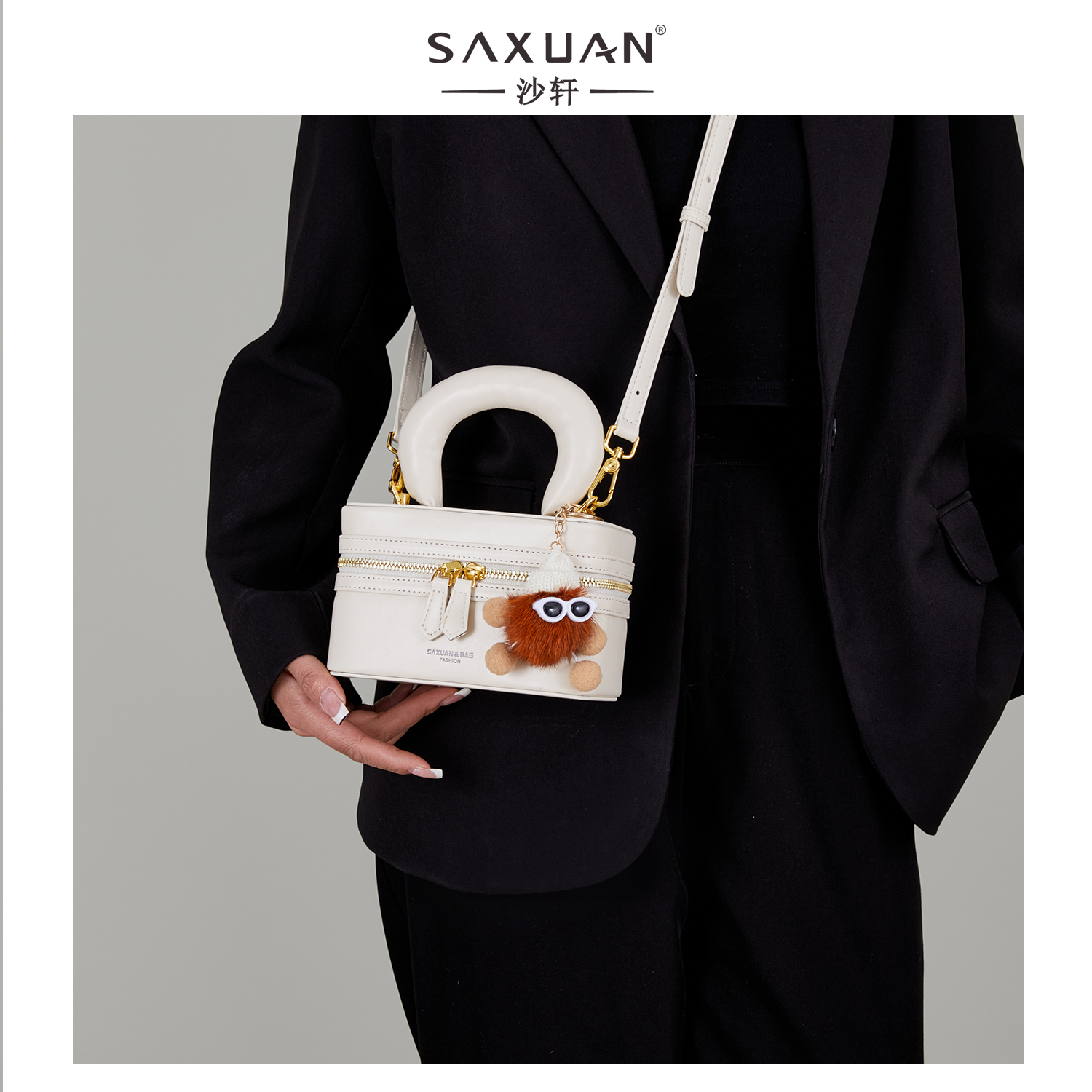 Curved-Handle Box Bag with Playful Charm - Image 8