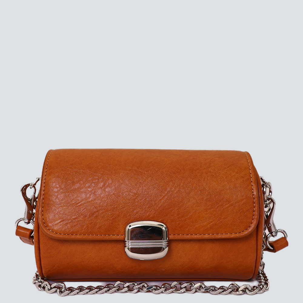 Caramel Vintage Waxed Leather Chain Baguette Bag