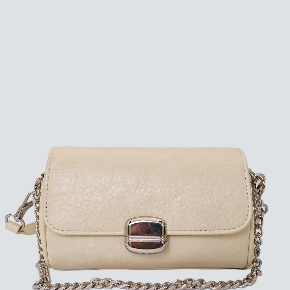 Caramel Vintage Waxed Leather Chain Baguette Bag - Image 5