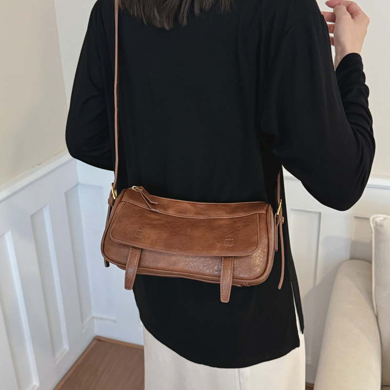 Vintage Waxed Leather Baguette Underarm Shoulder Bag - Image 6