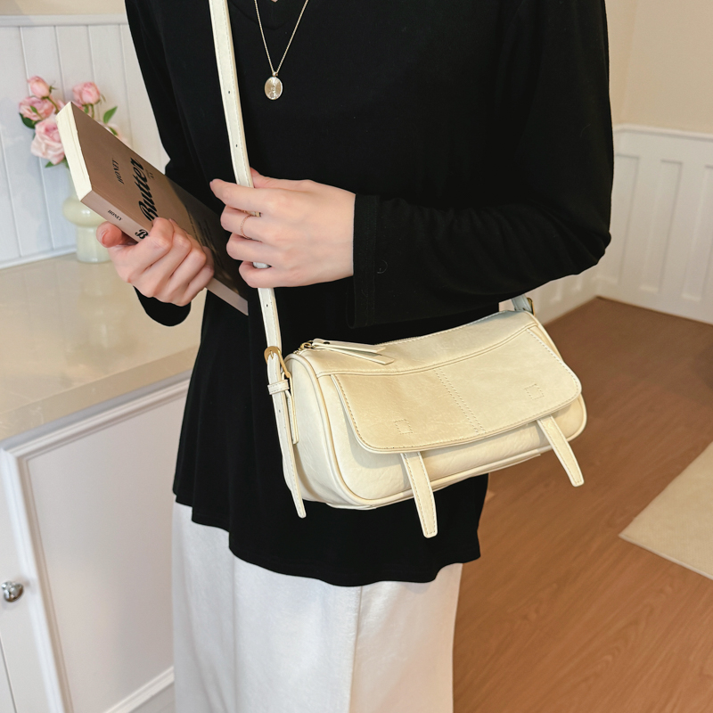 Vintage Waxed Leather Baguette Underarm Shoulder Bag - Image 8