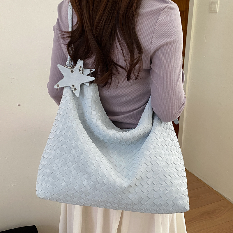 Light Gray Hand-Woven Large Hobo Shoulder Bag With Star Charm - Image 8